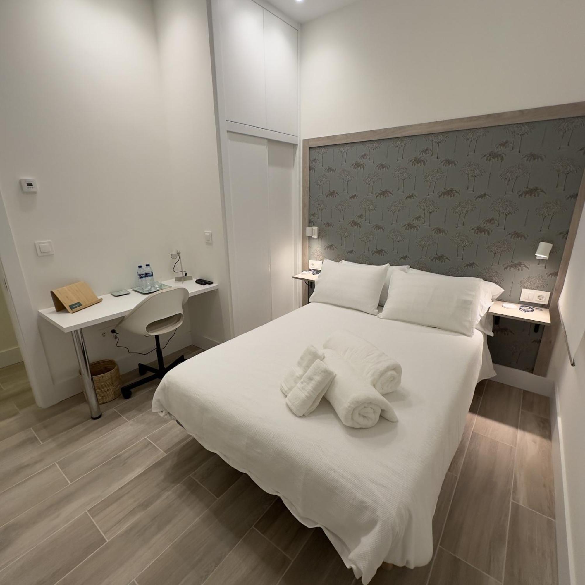 Apartamentos Moncloa Madrid Exterior photo