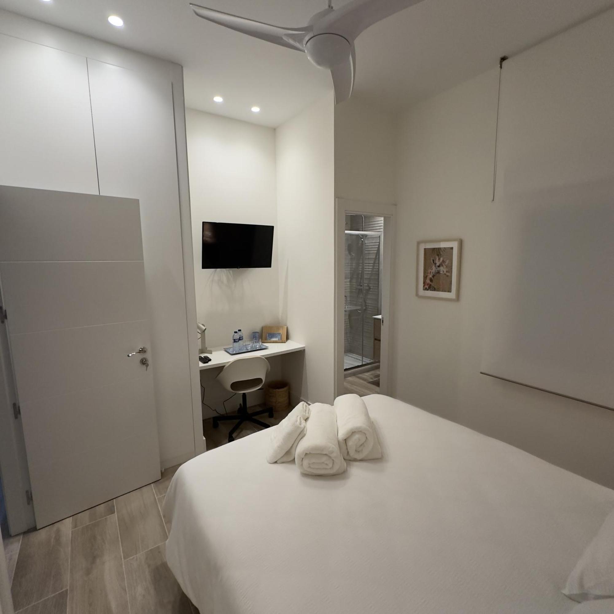 Apartamentos Moncloa Madrid Exterior photo
